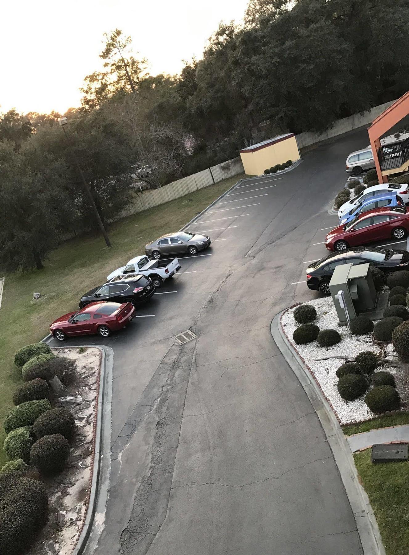 Suburban - Stewart Area Hotel 2*